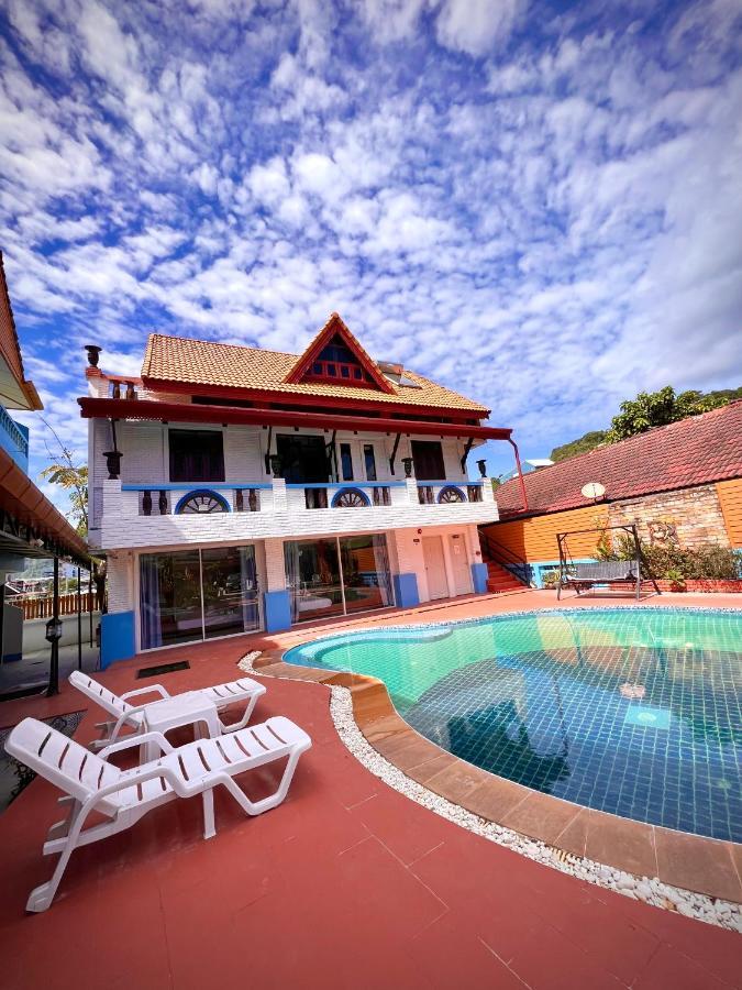 Baankasemsuk Resort 般咔 深宿 Patong Exterior foto